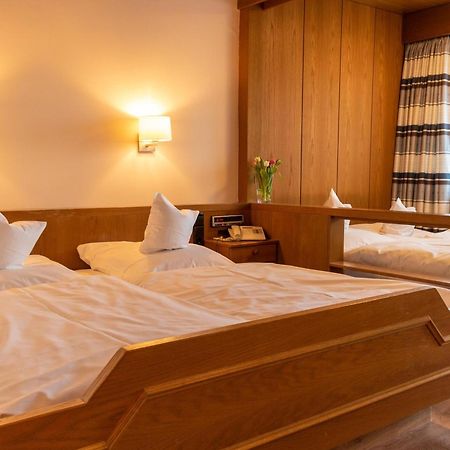 Landgasthof Hotel Hirsch Loßburg Dış mekan fotoğraf
