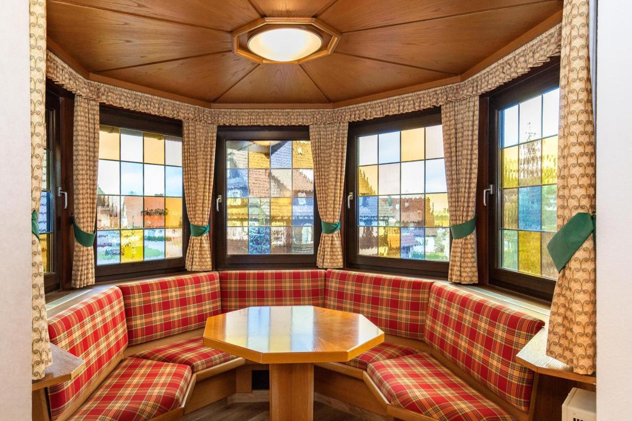 Landgasthof Hotel Hirsch Loßburg Dış mekan fotoğraf