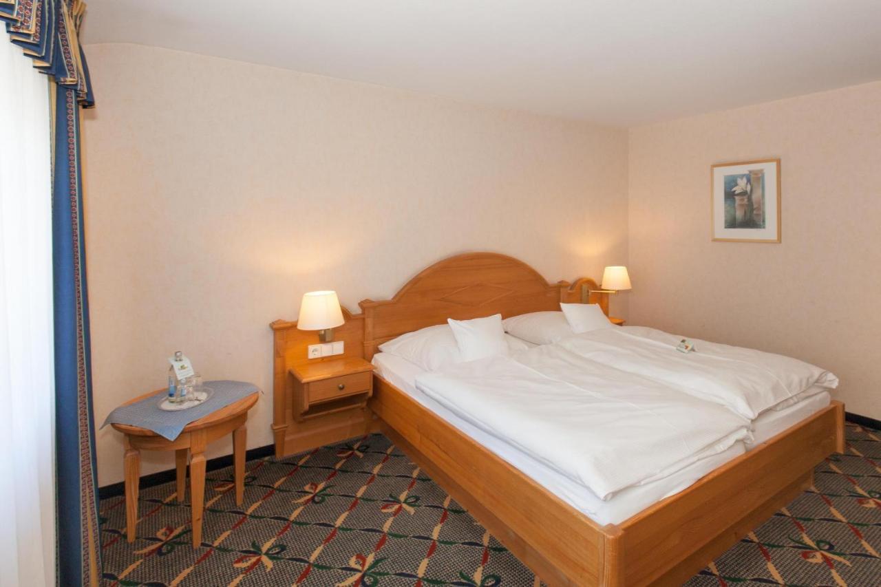 Landgasthof Hotel Hirsch Loßburg Dış mekan fotoğraf