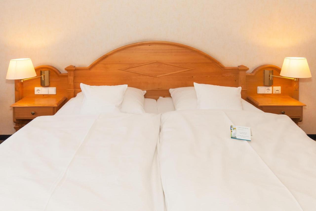 Landgasthof Hotel Hirsch Loßburg Dış mekan fotoğraf