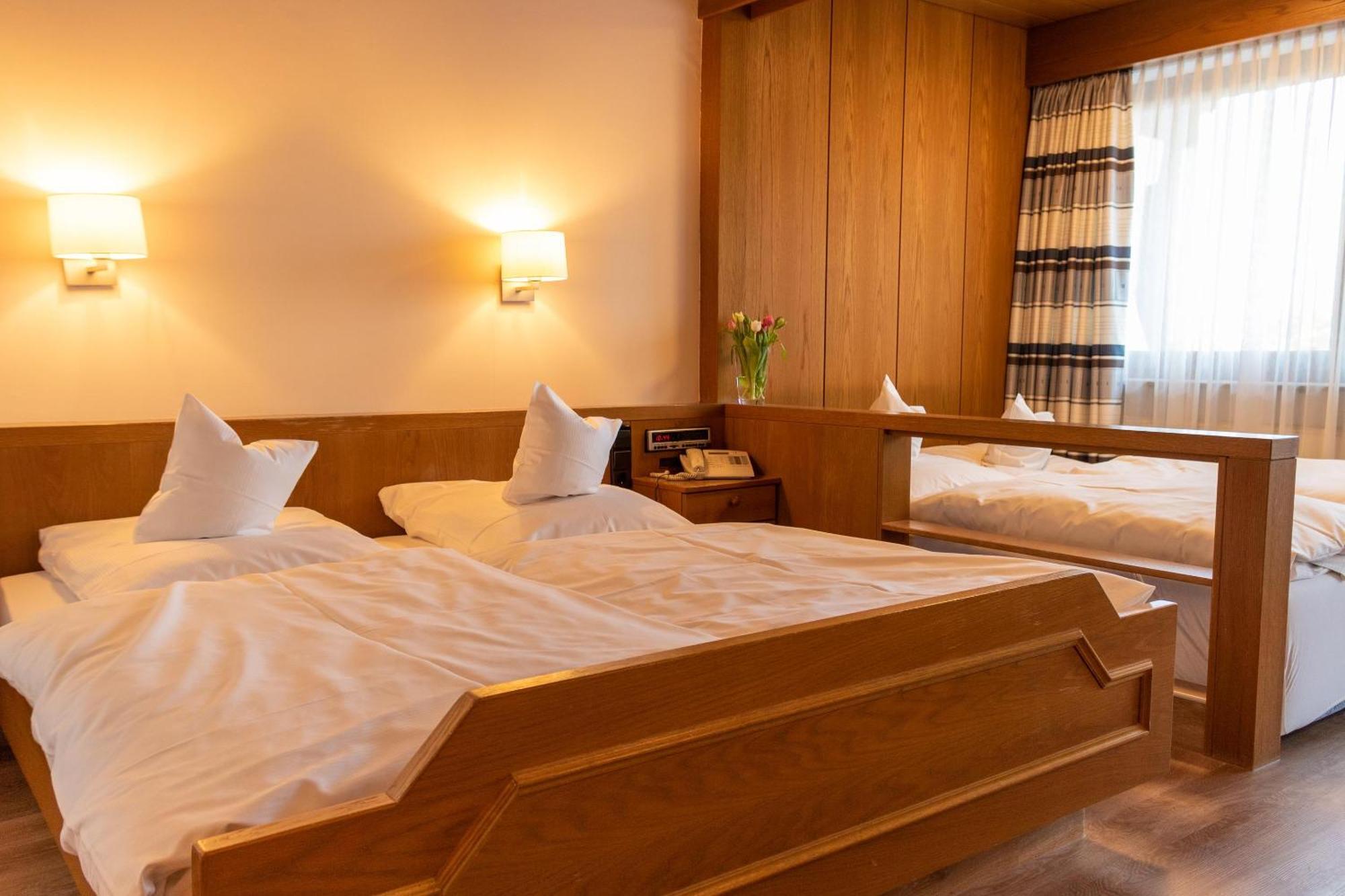 Landgasthof Hotel Hirsch Loßburg Dış mekan fotoğraf