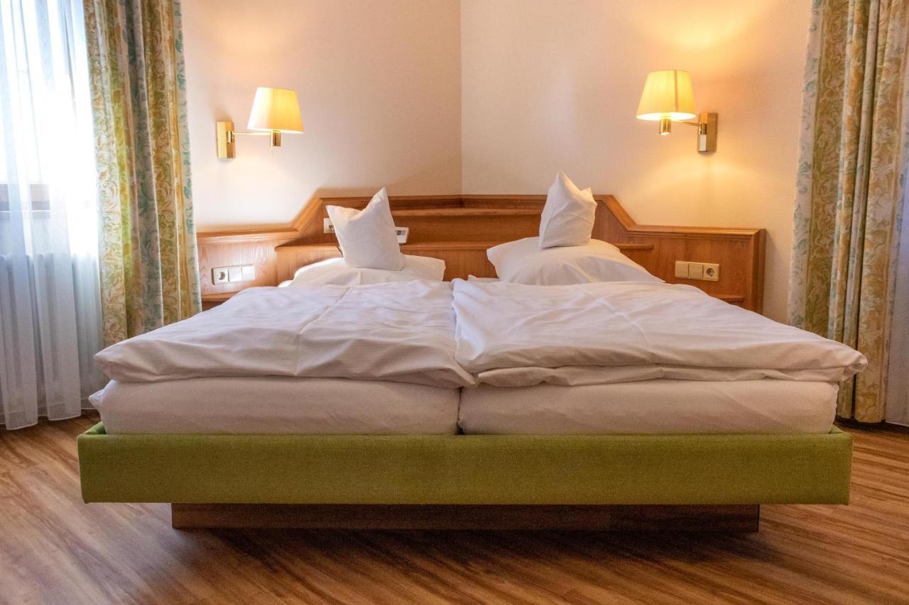 Landgasthof Hotel Hirsch Loßburg Dış mekan fotoğraf