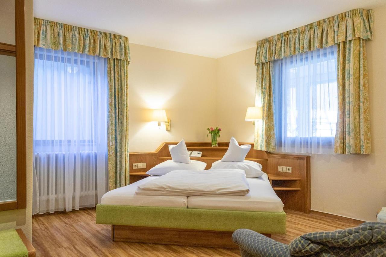 Landgasthof Hotel Hirsch Loßburg Dış mekan fotoğraf