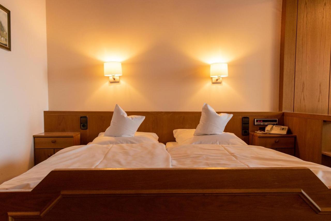 Landgasthof Hotel Hirsch Loßburg Dış mekan fotoğraf