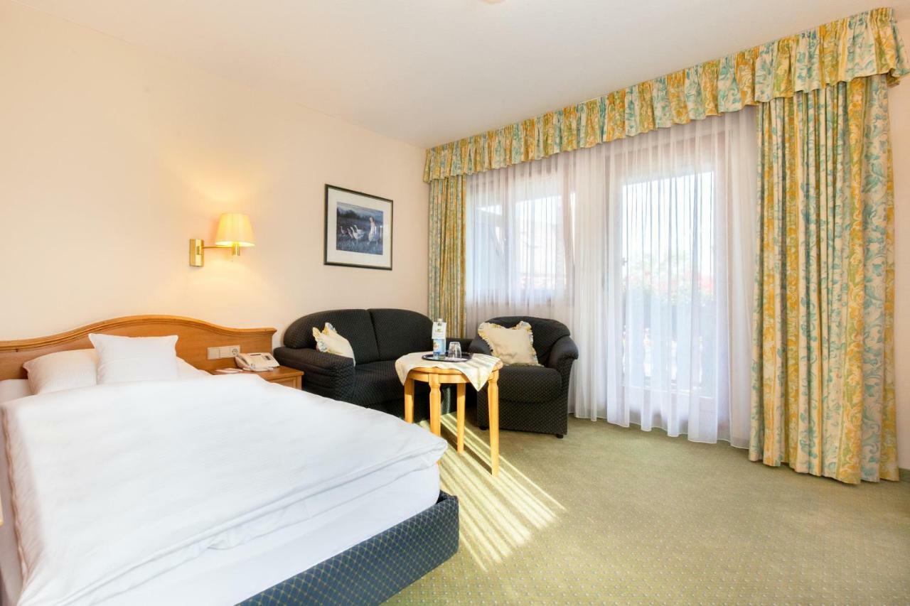 Landgasthof Hotel Hirsch Loßburg Dış mekan fotoğraf