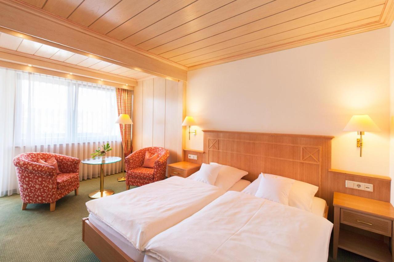 Landgasthof Hotel Hirsch Loßburg Dış mekan fotoğraf